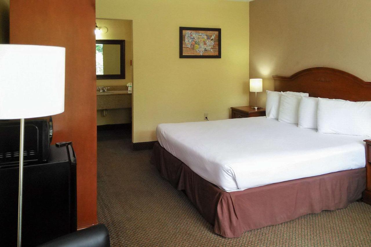 Econo Lodge Ормънд Бийч Екстериор снимка